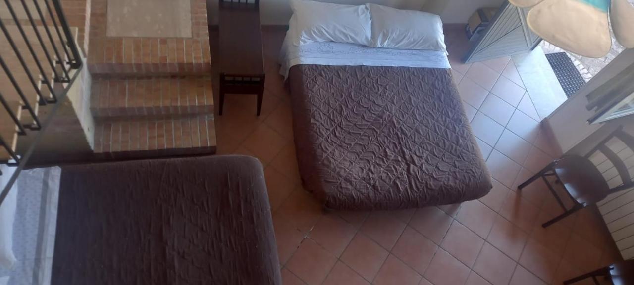 Agriturismo Borgo Nuovo Sant'Agata Dei Goti Hotel Migliara-San Silvestro Ngoại thất bức ảnh